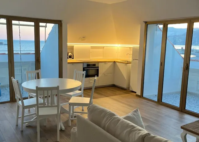 Casa Giardino Vista Mare * Ventimiglia